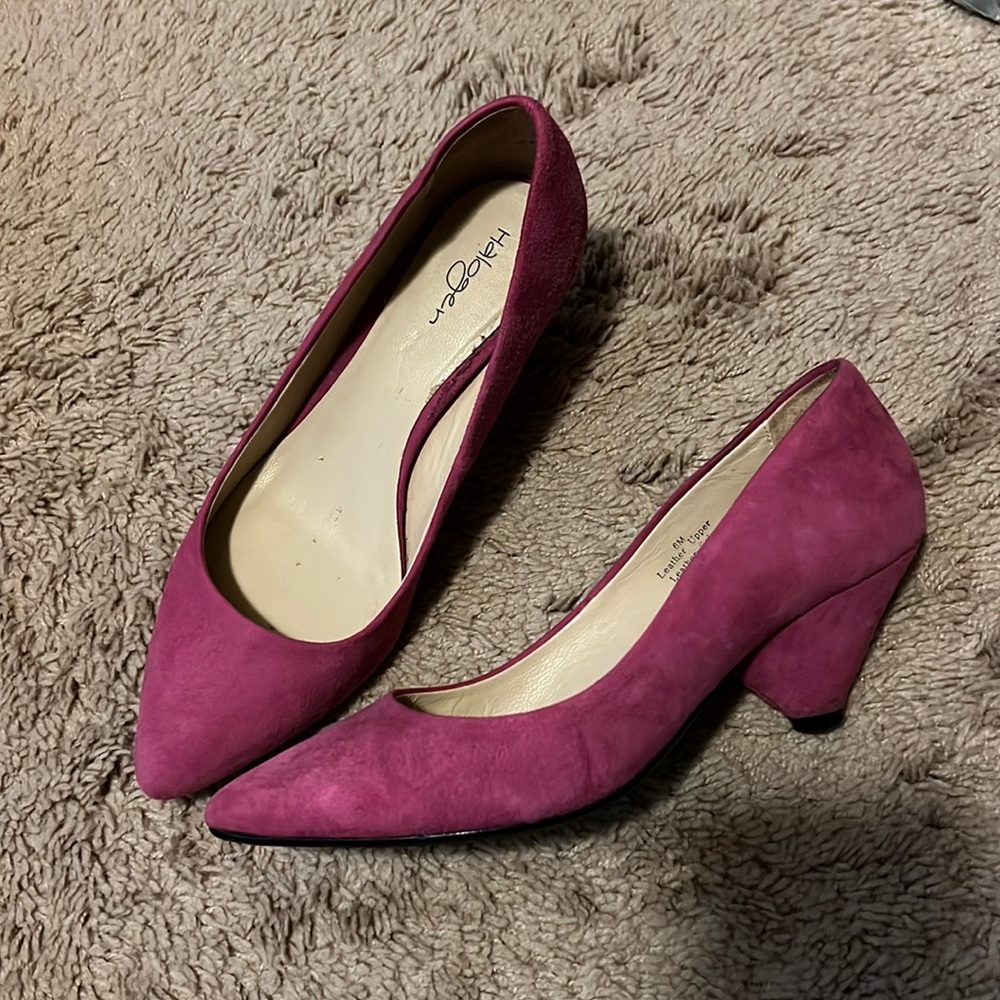 Women Halogen Pink suede pumps, size 6 preowned